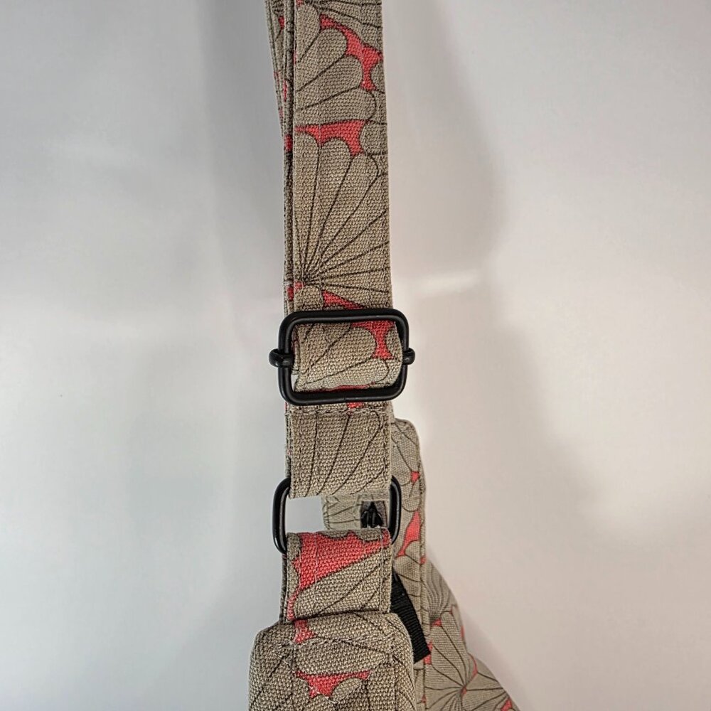 KAVU Rope Sling Crossbody Bag Shell Print Coral Tan Adjustable Strap - Picture 5 of 10